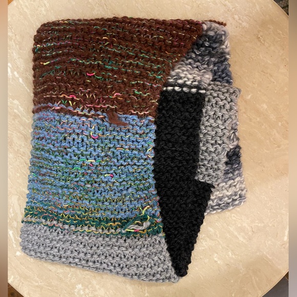 Hand Knit Chunky Scarf - Grey Tones - Picture 5 of 5